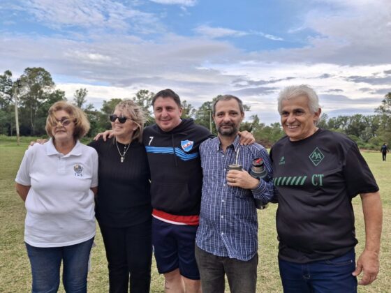 En la tarde del domingo, el Presidente Pablo Alves Menoni acompañado de la Intendenta Ingrid Urroz y la Edila Rosana Figueroa acompañaron la actividad del Club Atlético Arsenal