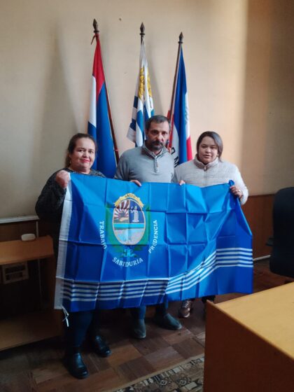 El Sr presidente Pablo Alves Menoni recibió en su despacho a las emprendedoras Romina Gratone y Sonia Benítez.